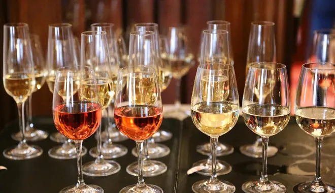 steam-train-and-chandon-winery-tour-in-the-yarra-valley-1-day-tour-13