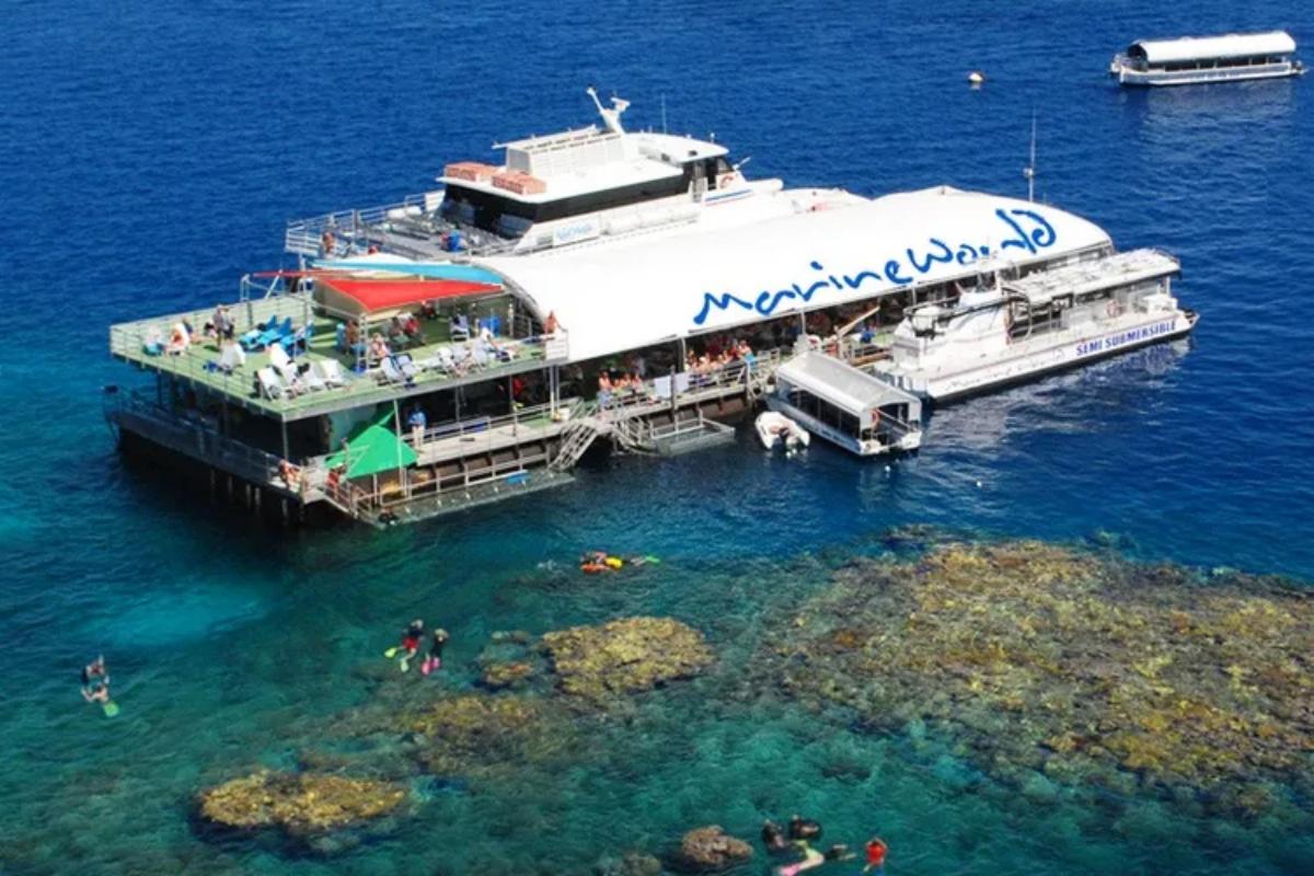 Cairns Reef Magic Outer Great Barrier Reef Day Tour2