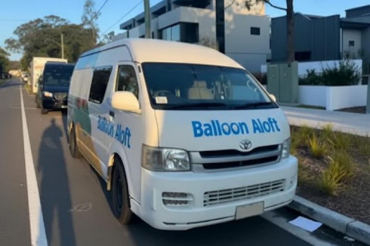 Camden Valley Hot Air Balloon City Pickup and Drop-off Vehicle (2)