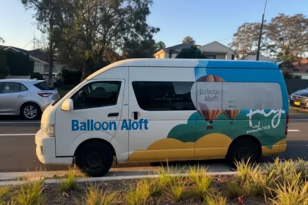 Camden Valley Hot Air Balloon City Pickup and Drop-off Vehicle