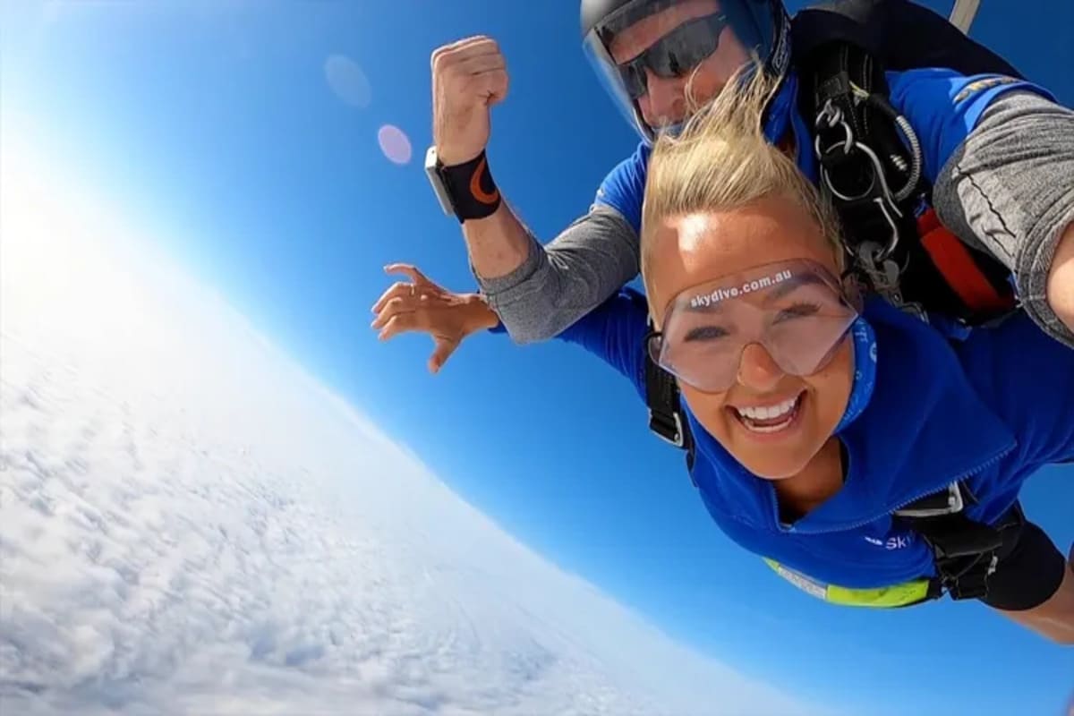 Newcastle Beach Skydive (2)