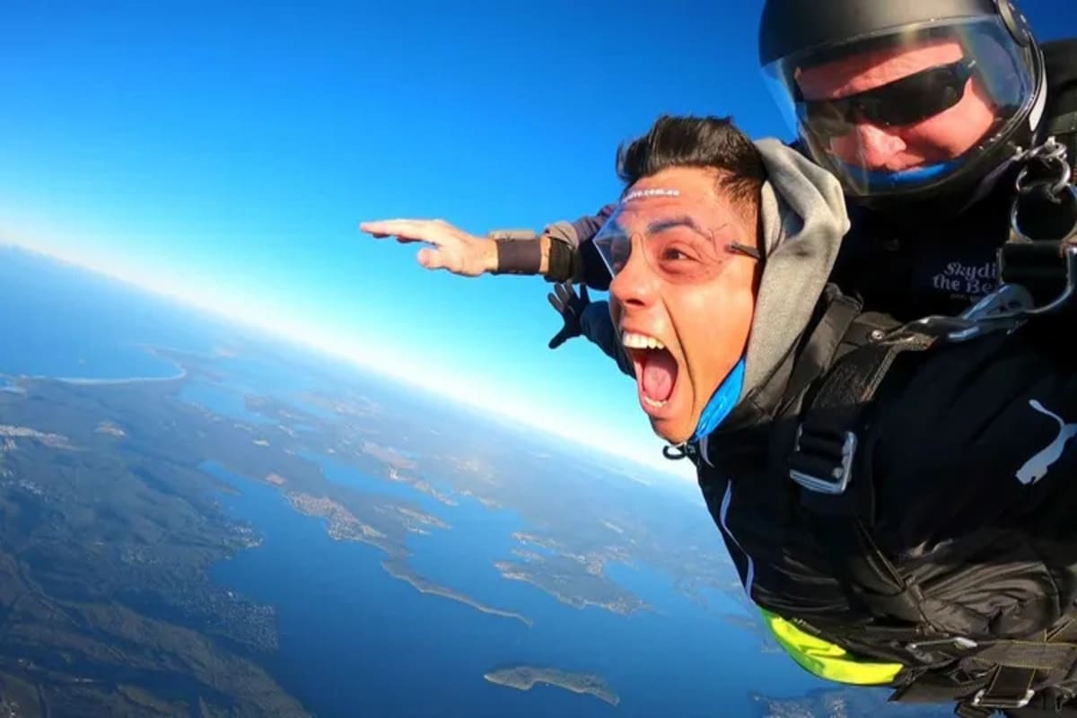 Newcastle Beach Skydive (3)