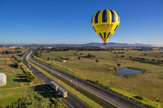 Sunrise Hot Air Balloon Over Brisbane (8)
