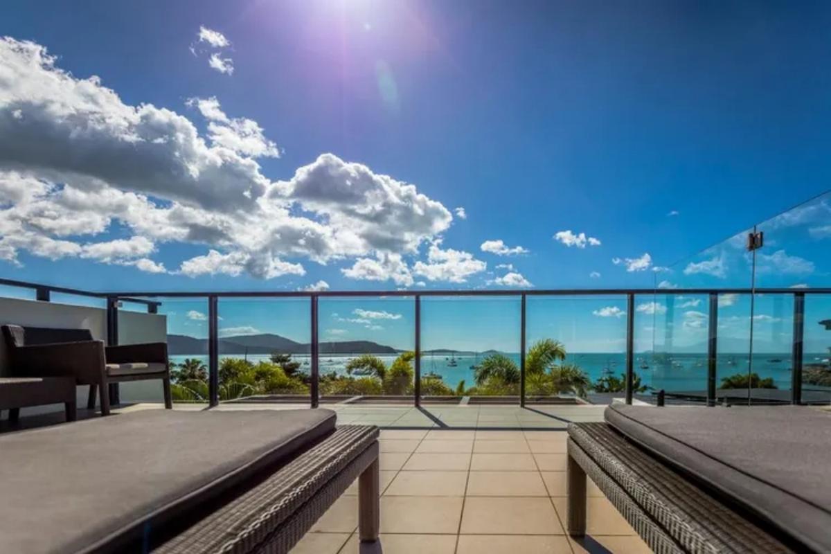 Whitsundays Mirage 3-Day 2-Night Ocean View1