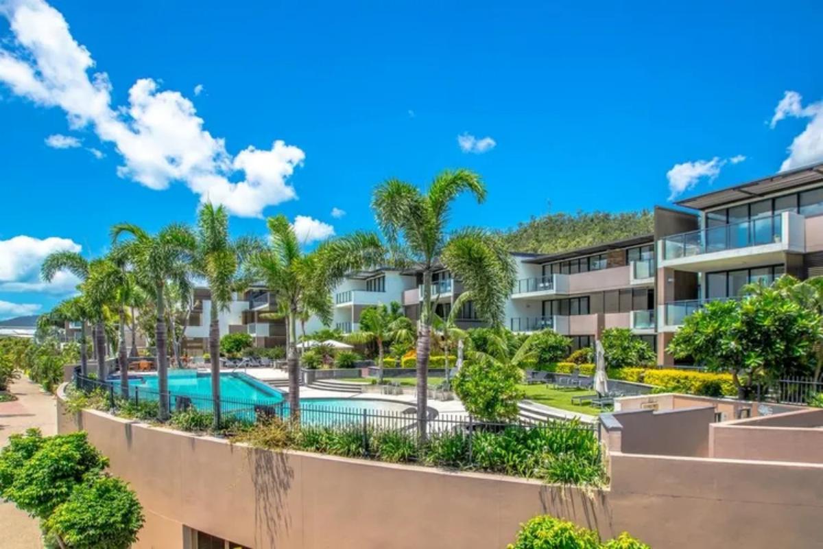 Whitsundays Mirage 3-Day 2-Night Ocean View3